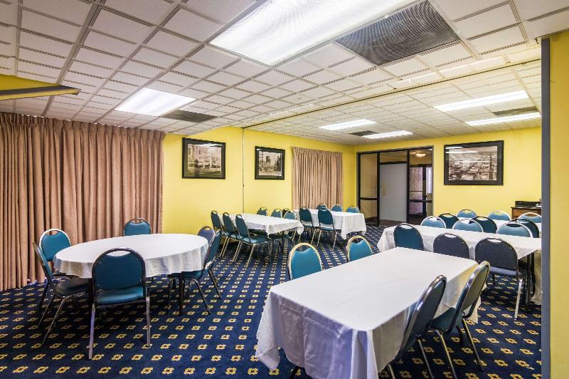 هتل Quality Inn