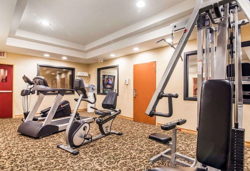 فندق Quality Inn