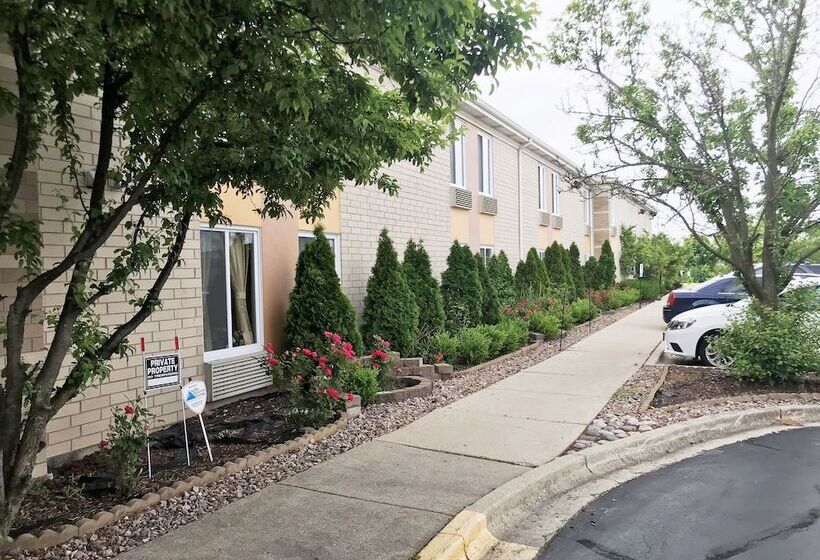 فندق Quality Inn Aurora  Naperville Area
