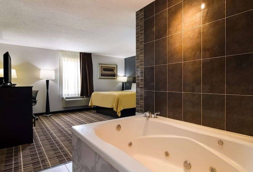 فندق Quality Inn Aurora  Naperville Area