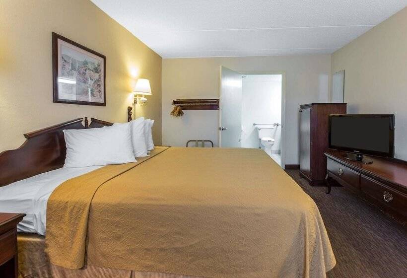 호텔 Quality Inn