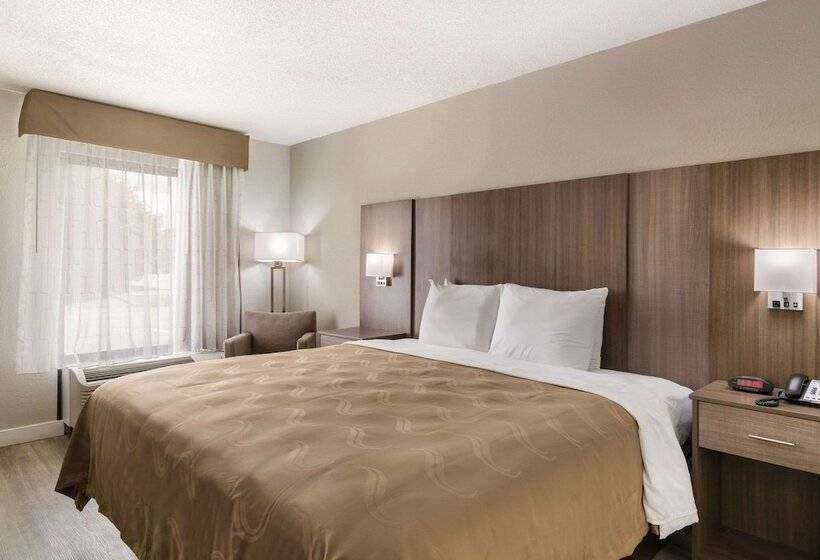 فندق Quality Inn