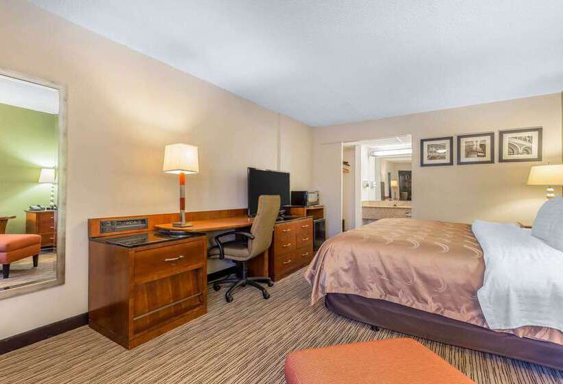 בית מלון כפרי Quality Inn Forsyth Near Ga Public Safety Training Center