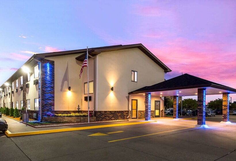 هتل Quality Inn Galesburg Near Us Highway 34 And I 74