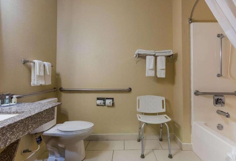هتل Quality Inn Galesburg Near Us Highway 34 And I 74