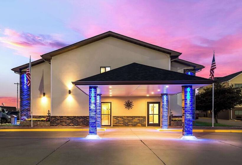 هتل Quality Inn Galesburg Near Us Highway 34 And I 74