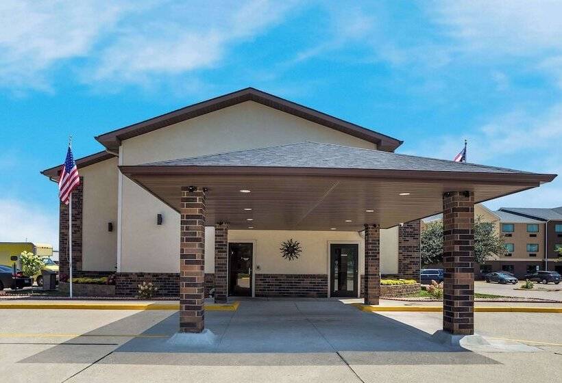 هتل Quality Inn Galesburg Near Us Highway 34 And I 74