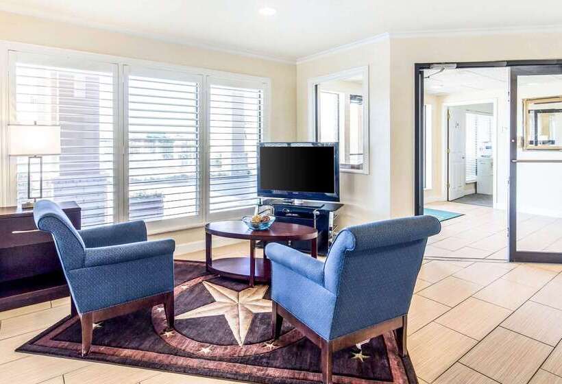 בית מלון כפרי Quality Inn & Suites