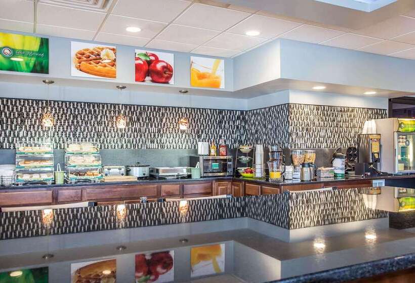 Отель Quality Inn & Suites Aiken