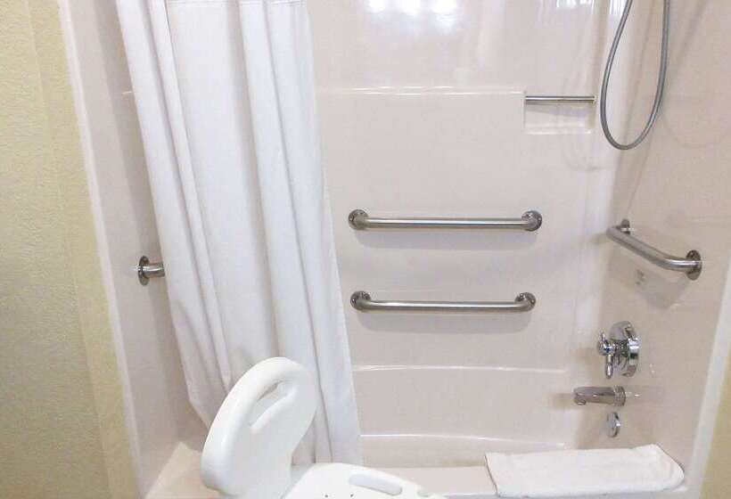 هتل Quality Inn & Suites