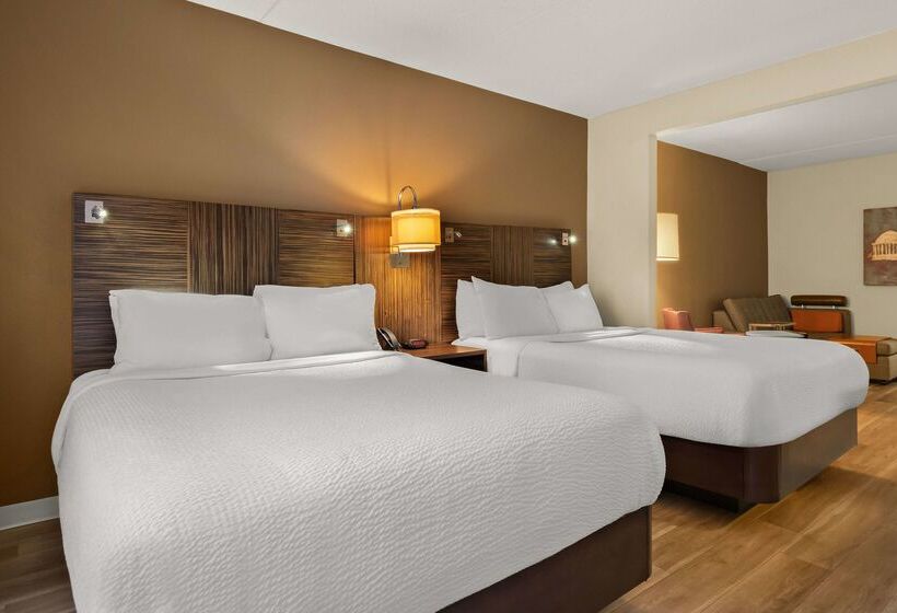 هتل Ramada By Wyndham Harrisburg/hershey Area