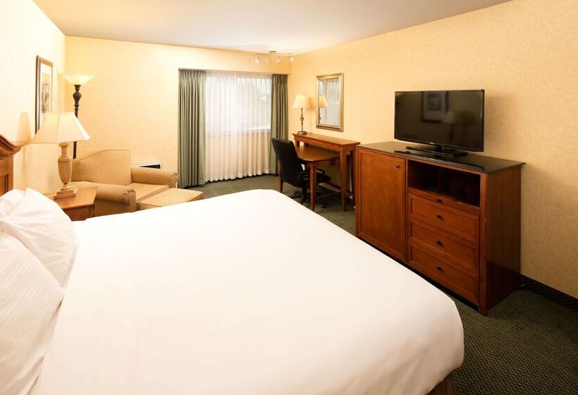 Hotel Red Lion  Wenatchee City Center