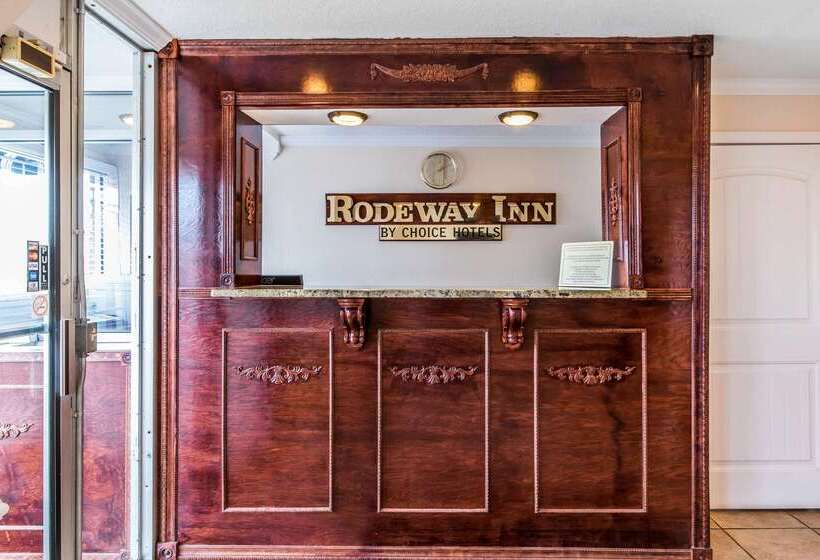 בית מלון כפרי Rodeway Inn