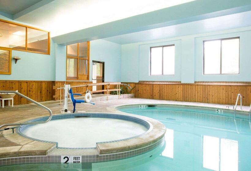 فندق Rodeway Inn