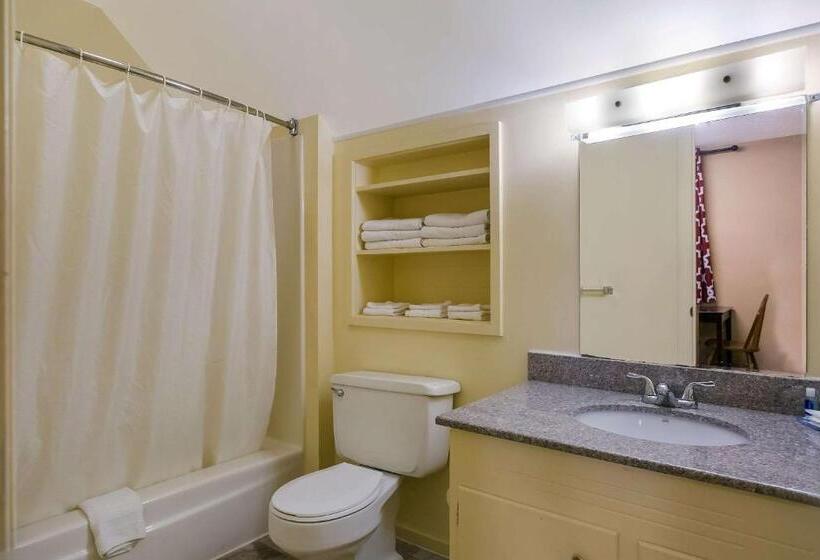 هتل Rodeway Inn & Suites Hershey