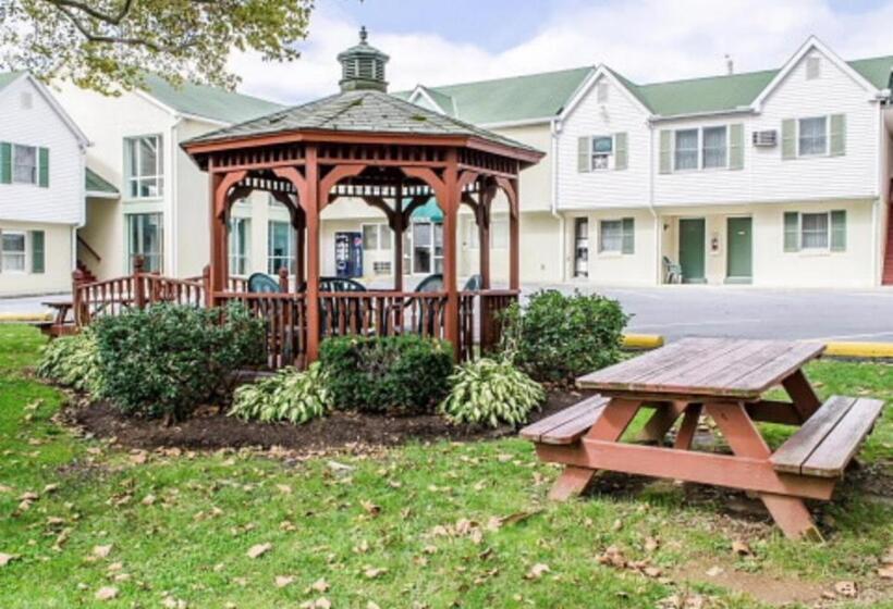هتل Rodeway Inn & Suites Hershey