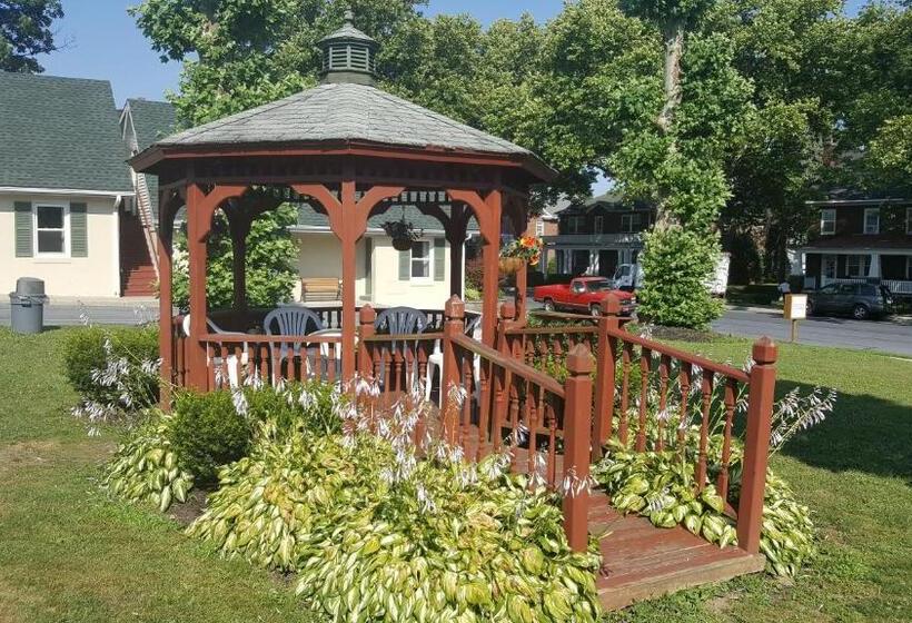 هتل Rodeway Inn & Suites Hershey
