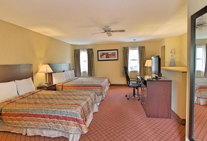 هتل Rodeway Inn & Suites Hershey