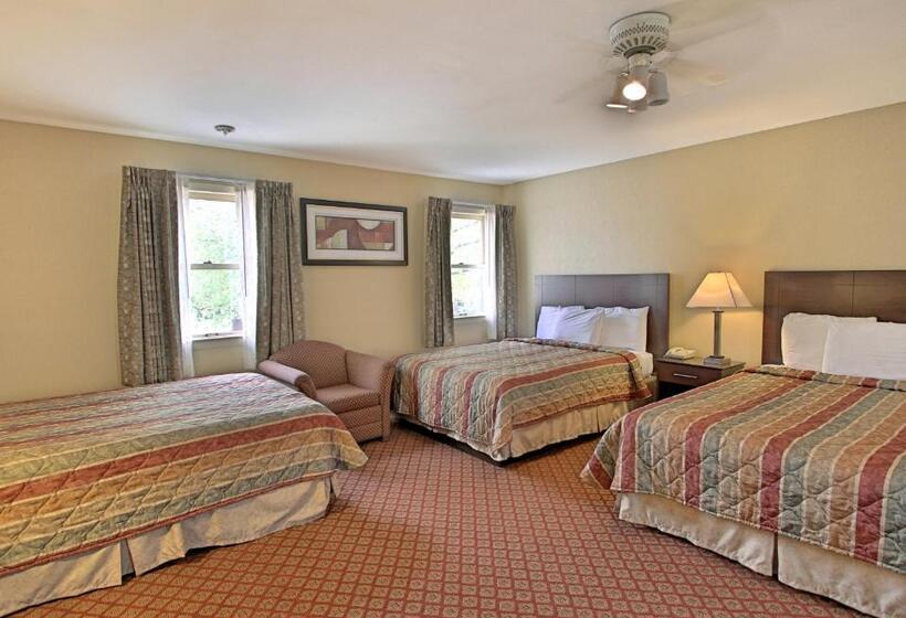 هتل Rodeway Inn & Suites Hershey