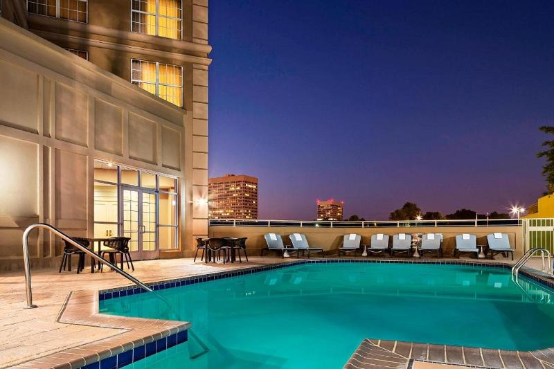 호텔 Sheraton Suites Galleriaatlanta