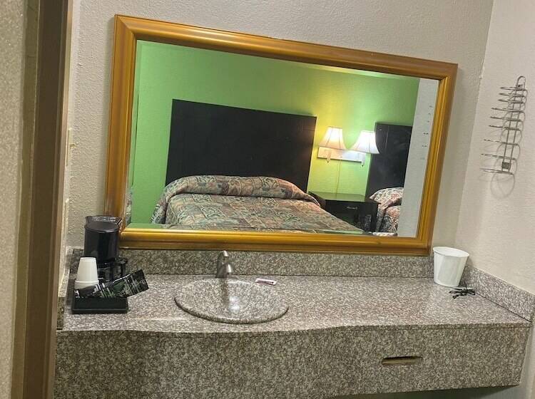هتل Sunrise Inn