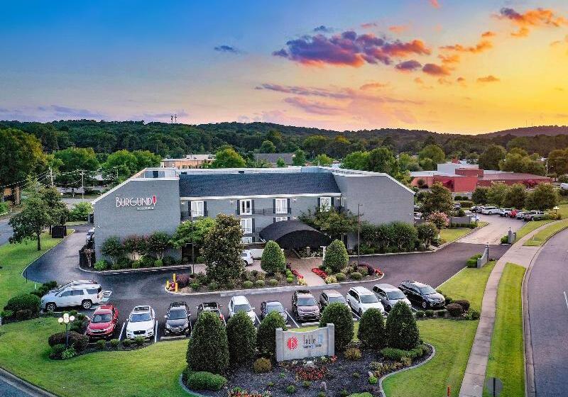 The Burgundy Hotel, Tapestry Collection By Hilton