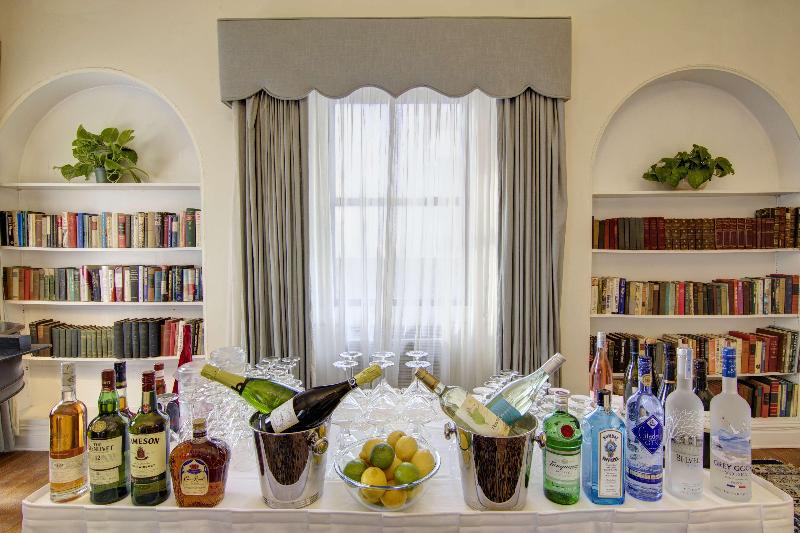 Fotos del hotel Roger Smith:  15