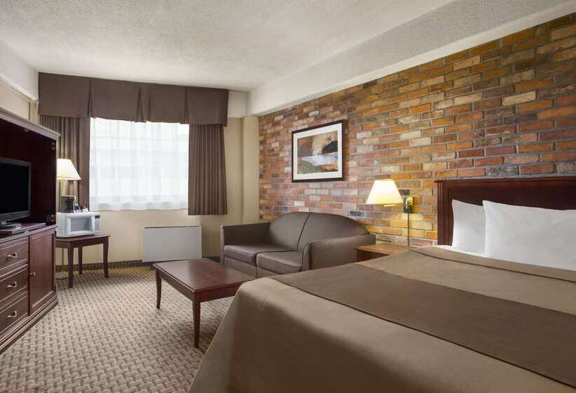 هتل Travelodge By Wyndham Thunder Bay On