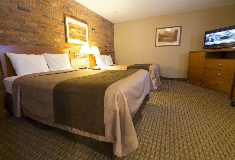 هتل Travelodge By Wyndham Thunder Bay On