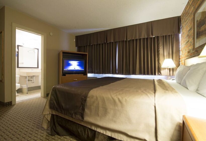 هتل Travelodge By Wyndham Thunder Bay On