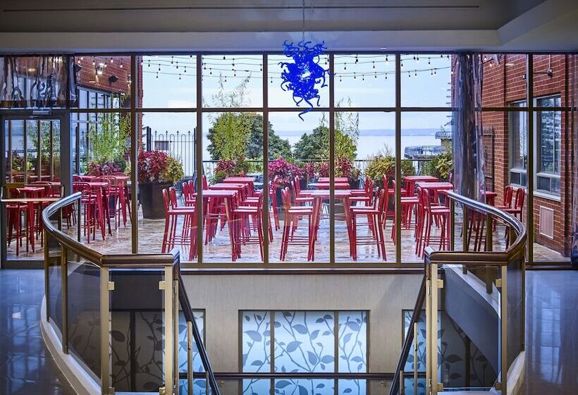 Waterfront Hotel Downtown Burlington