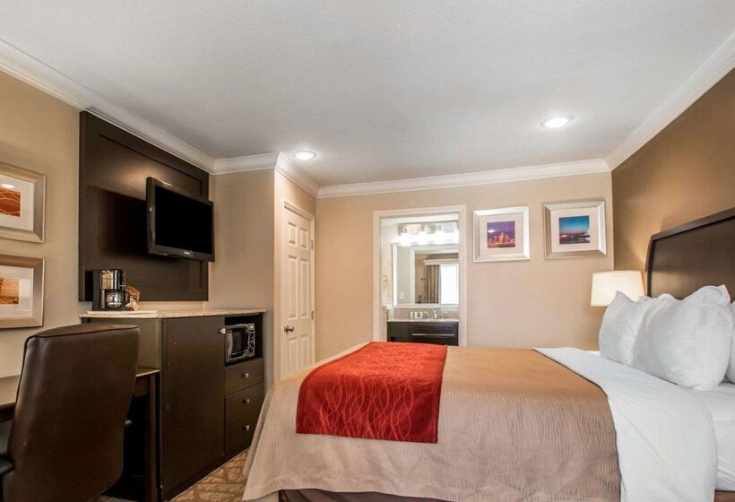 Quality Inn Downey