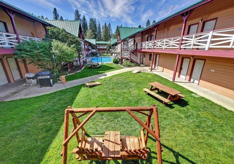 هتل Abbycreek Inn