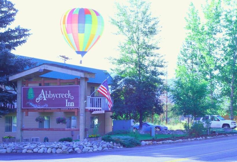 هتل Abbycreek Inn