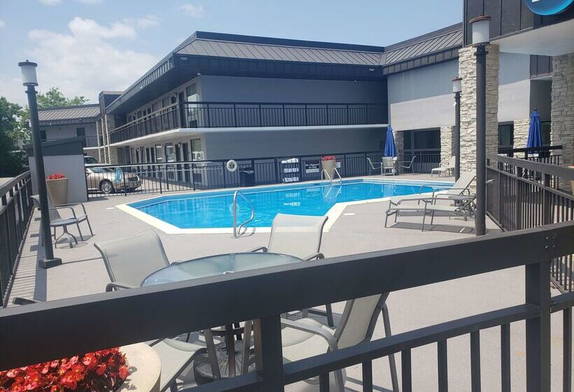 هتل Best Western Center Inn