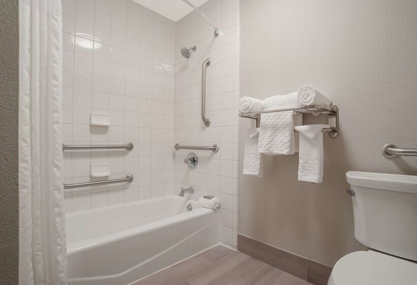 هتل Best Western Flagship Inn