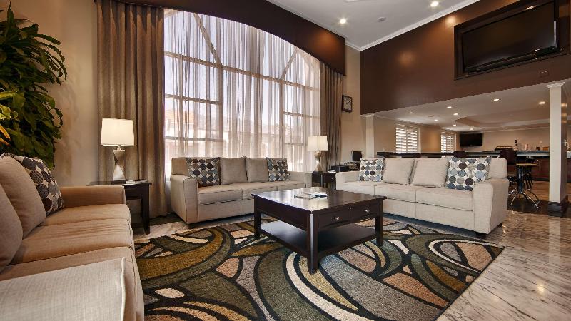 בית מלון כפרי Best Western Pasadena Royale Inn & Suites