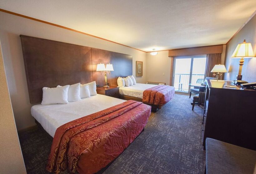هتل Best Western Plus Dockside Waterfront Inn