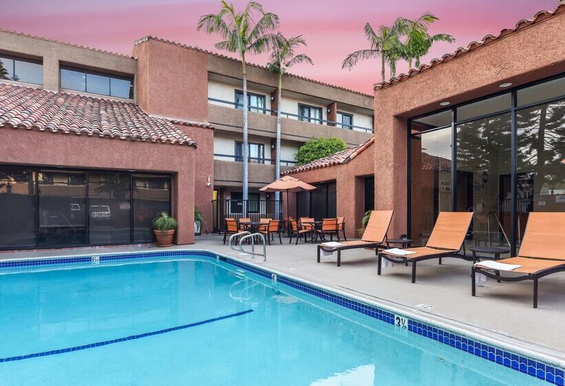هتل Best Western Plus Redondo Beach Inn