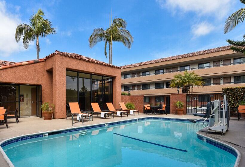 هتل Best Western Plus Redondo Beach Inn