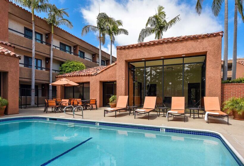 هتل Best Western Plus Redondo Beach Inn