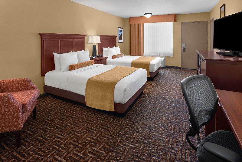 هتل Best Western Plus Redondo Beach Inn