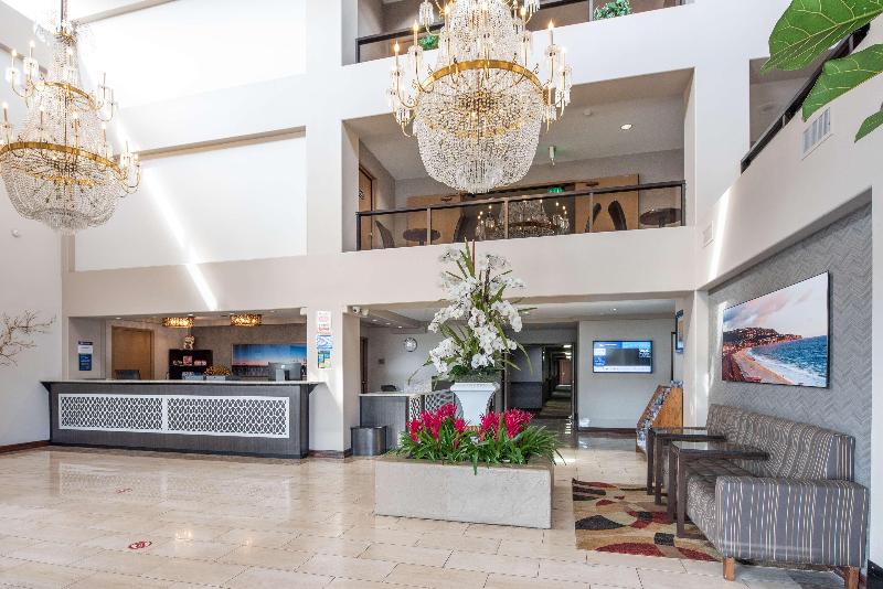 هتل Best Western Plus Redondo Beach Inn