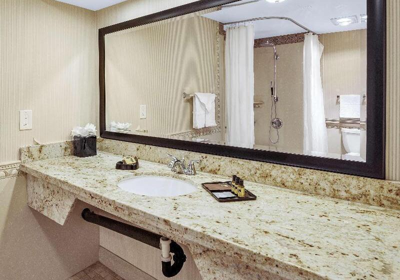 هتل Best Western Plus Redondo Beach Inn