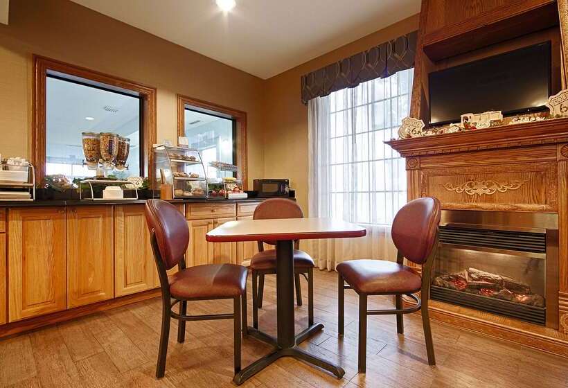 酒店 Best Western Pontiac Inn
