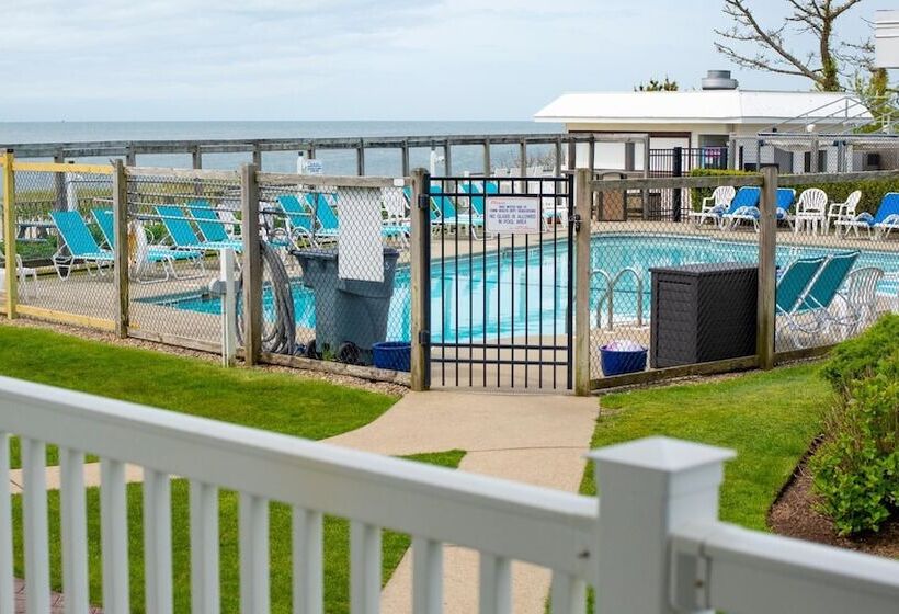 هتل Blue Water Resort