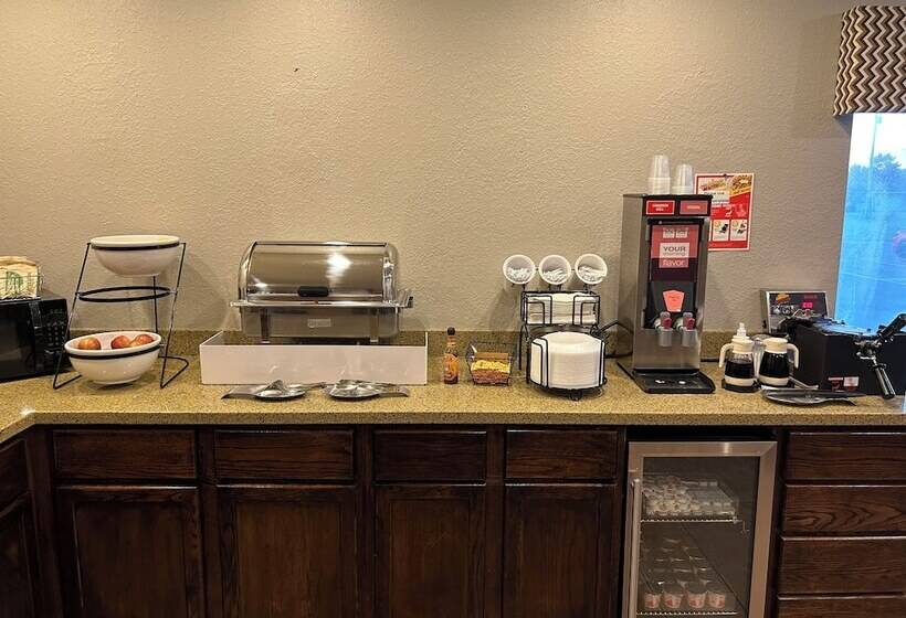 Boarders Inn & Suites By Cobblestone Hotels   Munising
