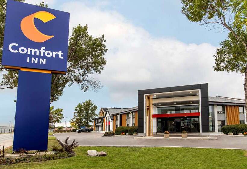 בית מלון כפרי Comfort Inn Airport