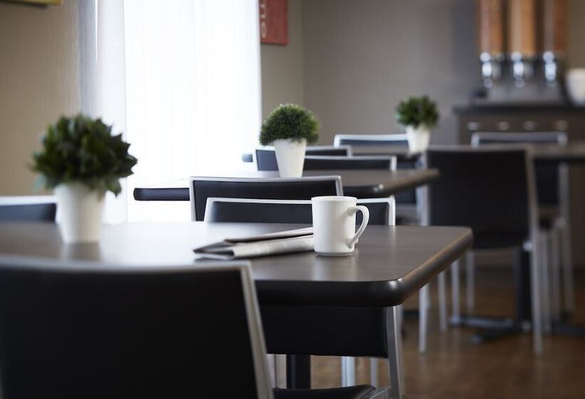 ホテル Comfort Inn