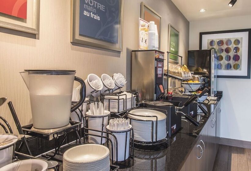 ホテル Comfort Inn